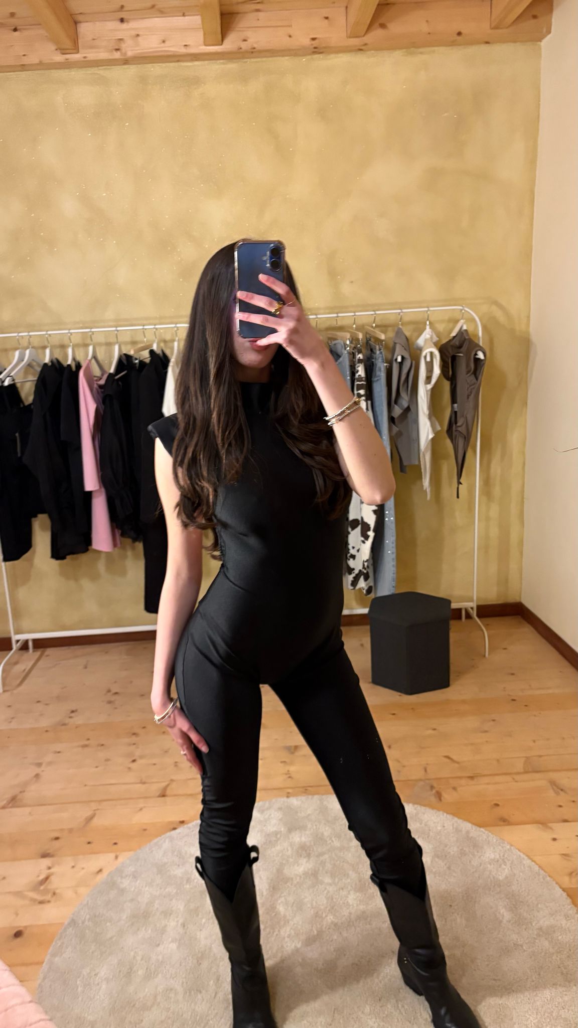 Tutina intera nera