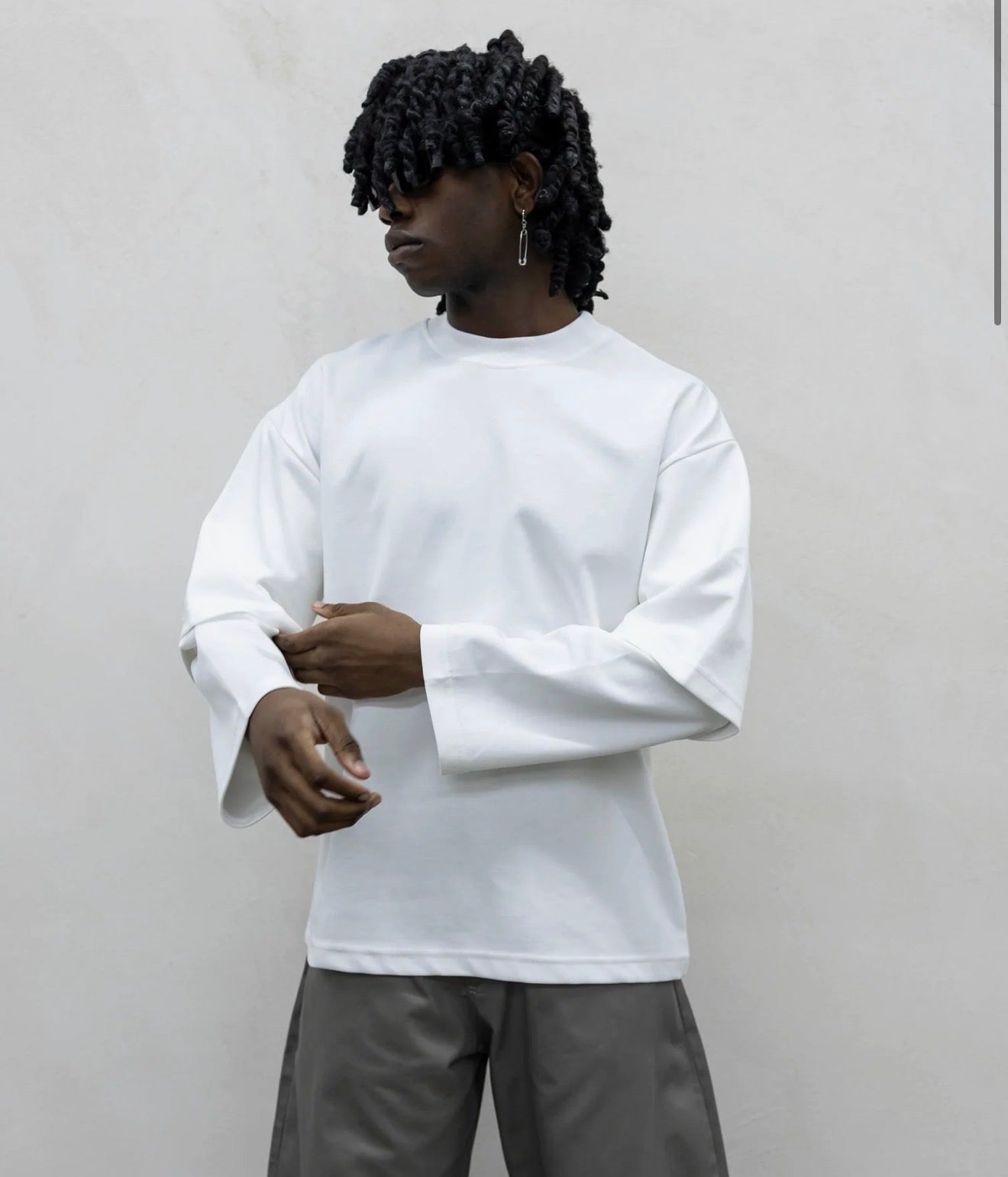 Long sleeve crop